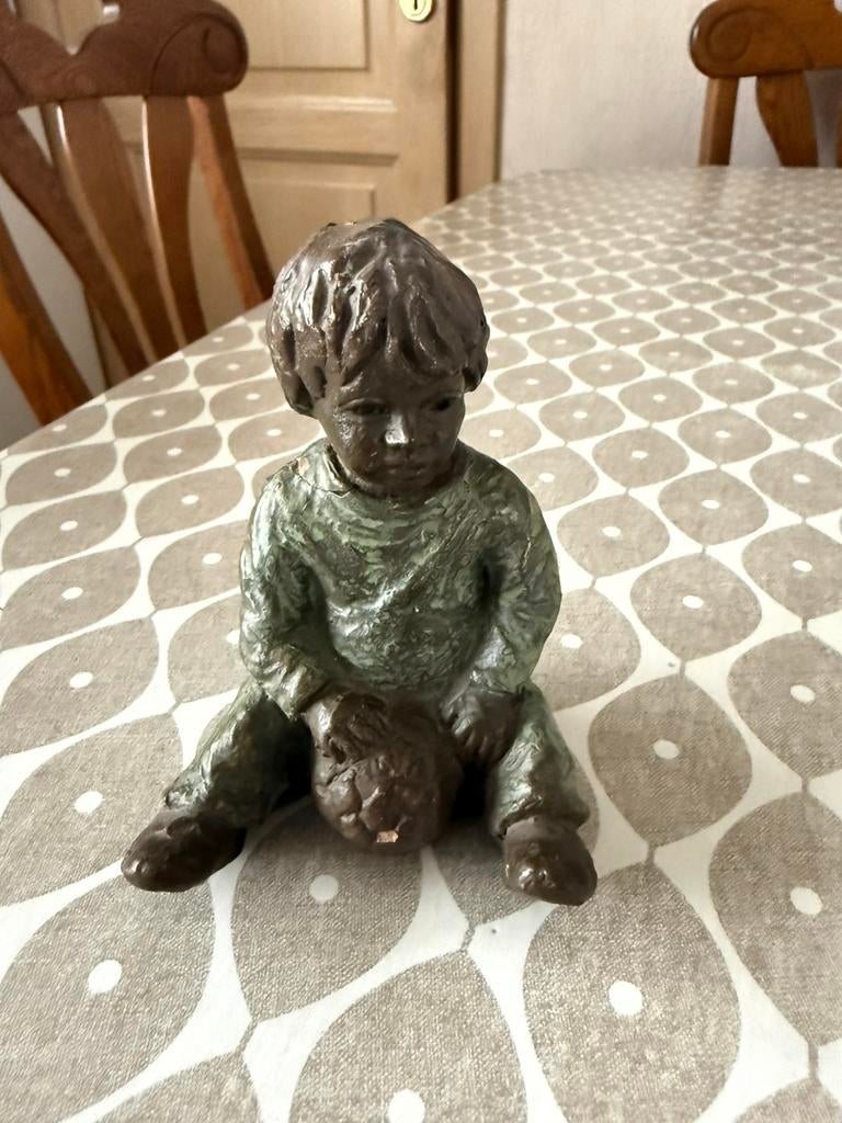 Sculptuur van Geert Kunen, Enlèvement, Utilisé