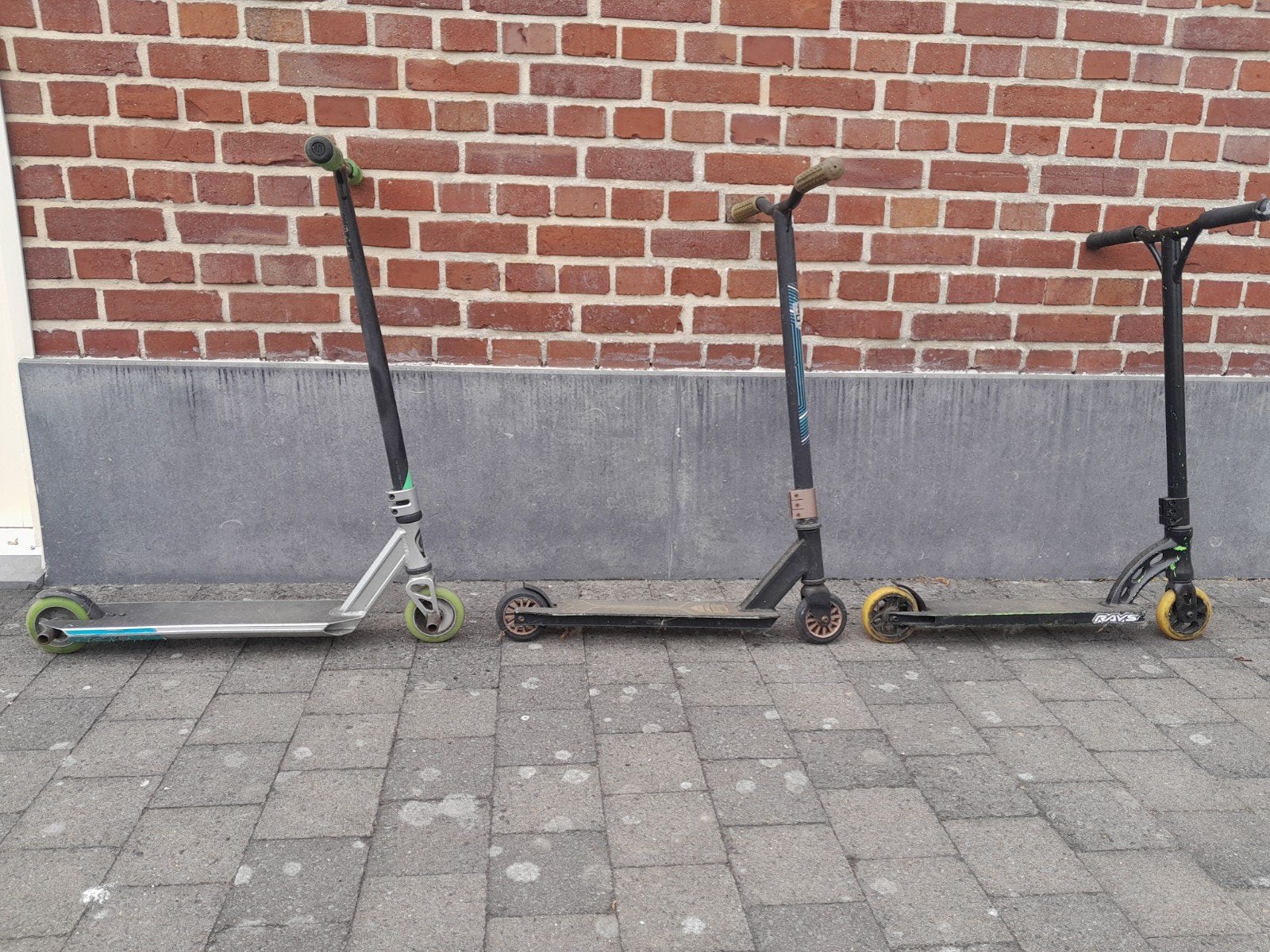 3x stuntsteps Oxelo,Black Dragon,MGP pro, Fietsen en Brommers, Steps, Ophalen