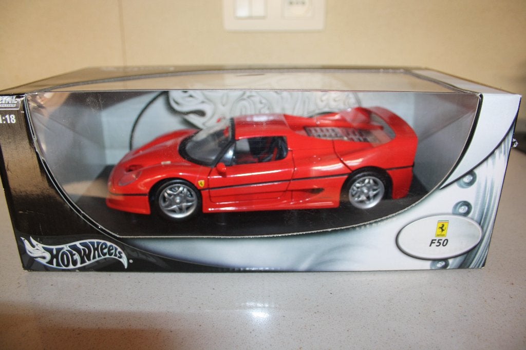 1:18 Hot Wheels Ferrari F50 rood., Hobby en Vrije tijd, Ophalen of Verzenden, Nieuw, Auto, Hot Wheels