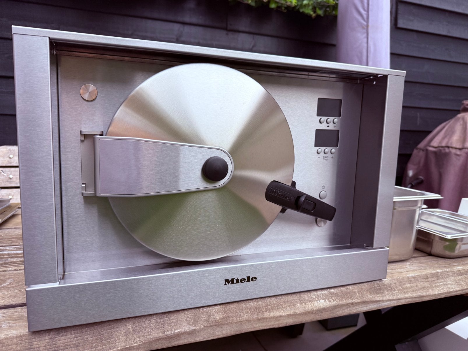 Fraaie Miele Hogedruk Stoomoven DGD4635, Elektronische apparatuur, Ophalen, Zo goed als nieuw