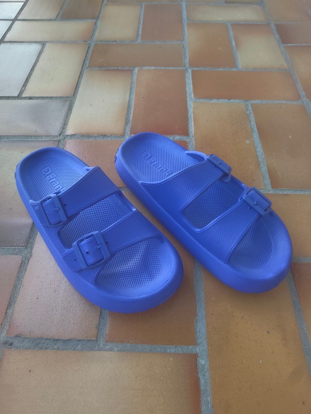 Sandales sympas (neuves) !, Vêtements | Hommes, Chaussures, Enlèvement, Bleu, Chaussons