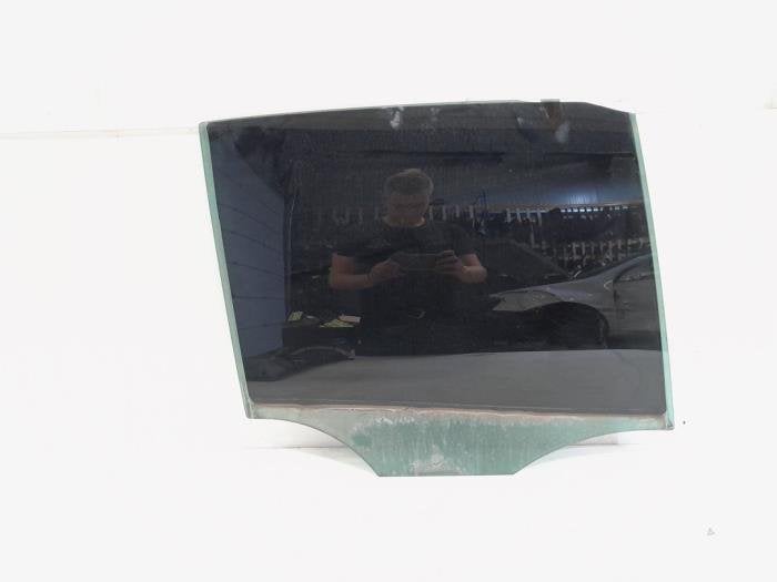 Vitre portière 4portes arrière droite d'un Volkswagen Golf, Volkswagen, -, 3 mois de garantie, Utilisé