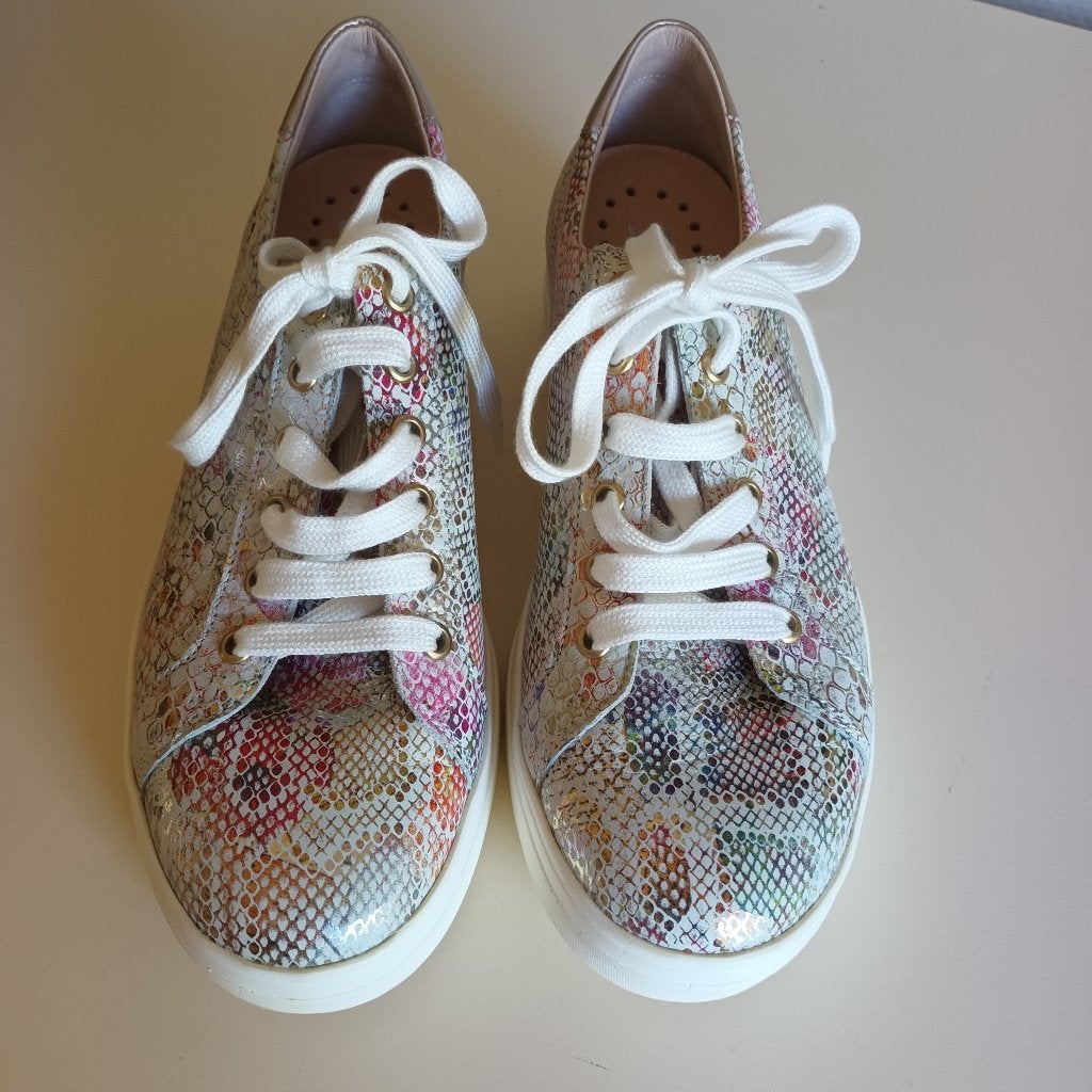 Mephisto sneakers NIEUW maat 5.5, Kleding | Dames, Schoenen, Ophalen of Verzenden, Nieuw, Sneakers