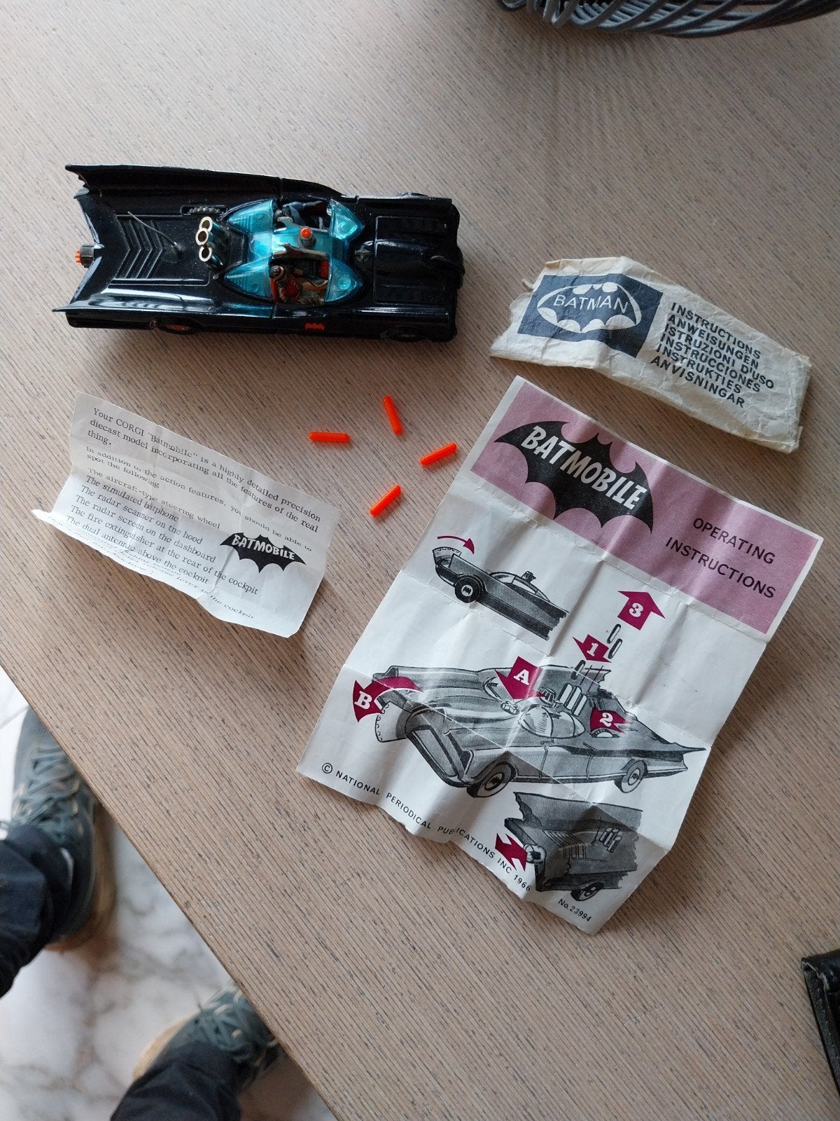 originele Corgi Toys 267 Batmobile (1966) met handleiding en, Antiquités & Art, Enlèvement ou Envoi