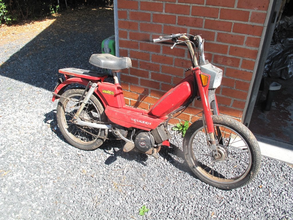 Mobylette peugeot 103 avec revue technique, Motos, 50 cm³