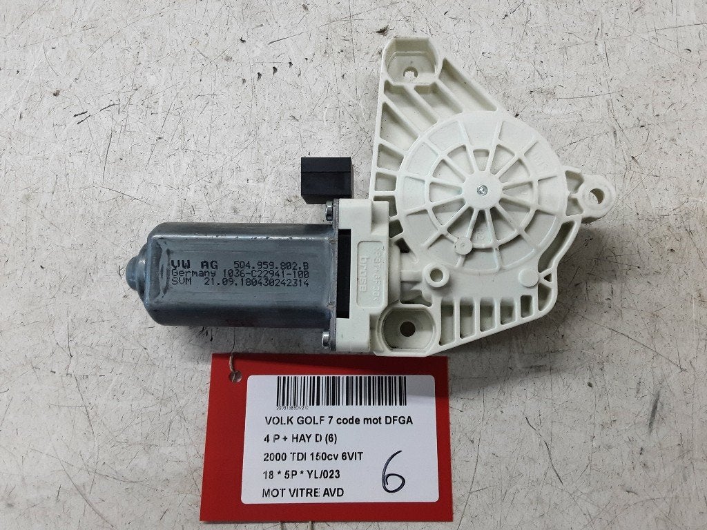 MOTEUR LEVE VITRE ELECTRIQUE AVANT DROIT Golf VII (AUA), Volkswagen, Mevr. I. Hauben, Utilisé, Avant