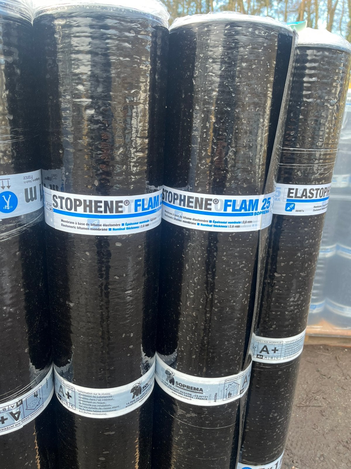 Destockage de palettes de rouleaux de roofing, Enlèvement, Comme neuf