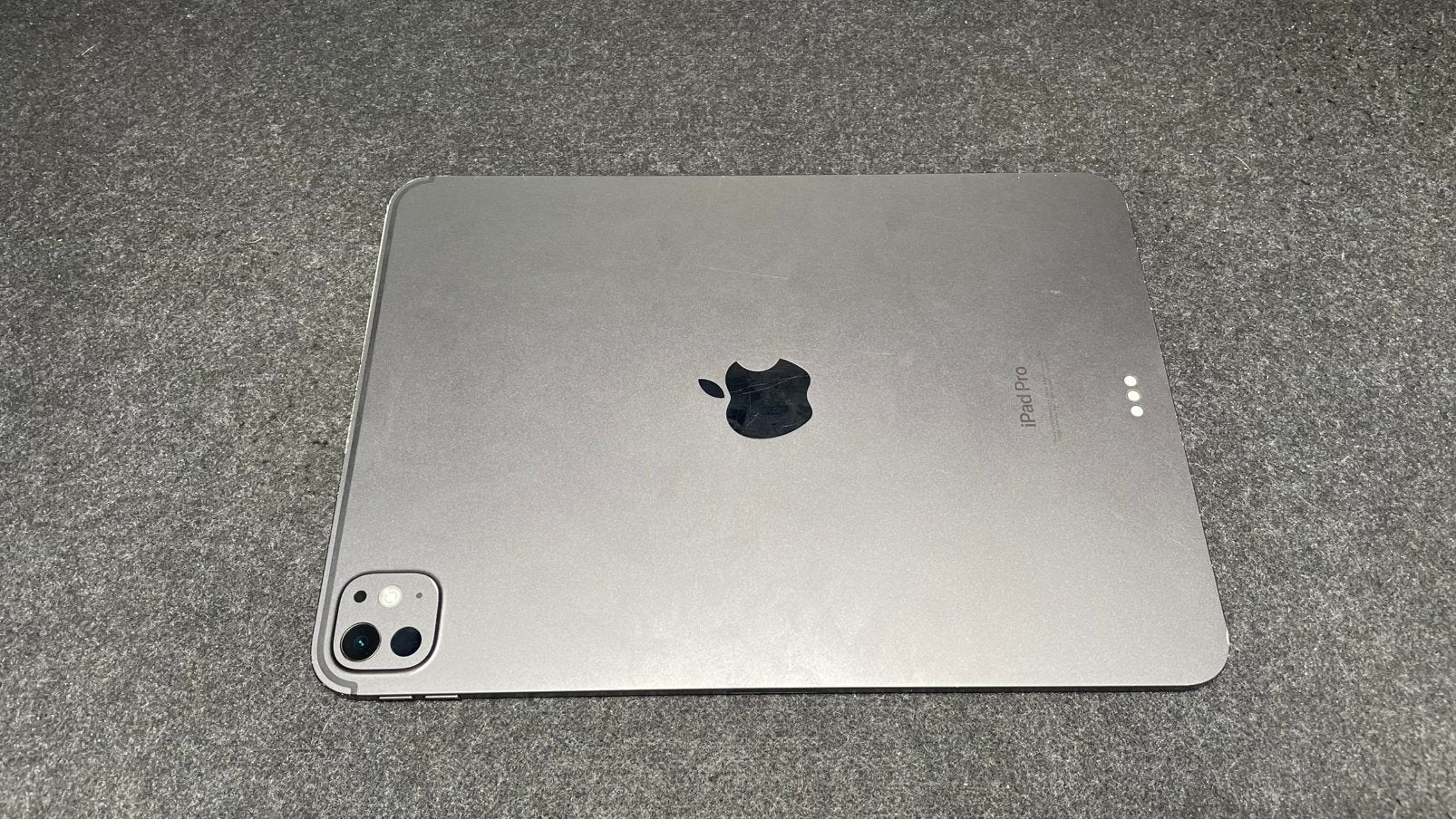 Ipad Pro 2024 M4-chip 256gb defecte display, Informatique & Logiciels, Apple iPad Tablettes, Enlèvement ou Envoi, 11 pouces, Utilisé