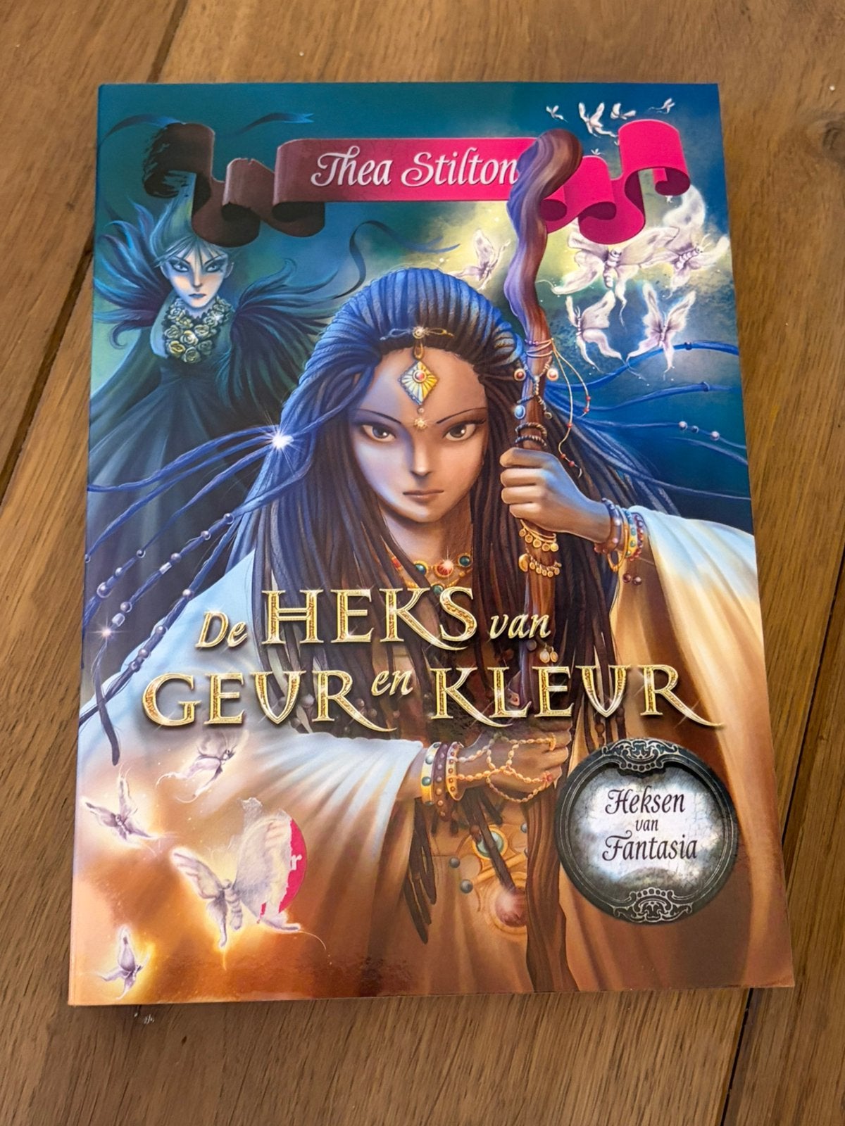 Heksen van Fantasia - 6 - De heks van geur en kleur, Boeken, Ophalen of Verzenden, Nieuw, Fictie