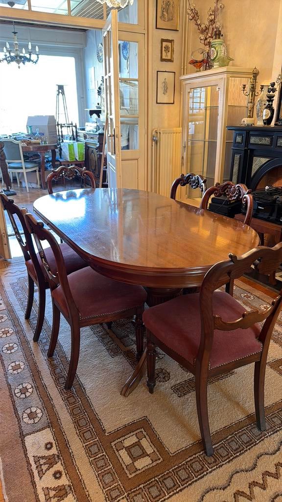 Table a rallonge en bois massif avec six chaises, Enlèvement, Comme neuf