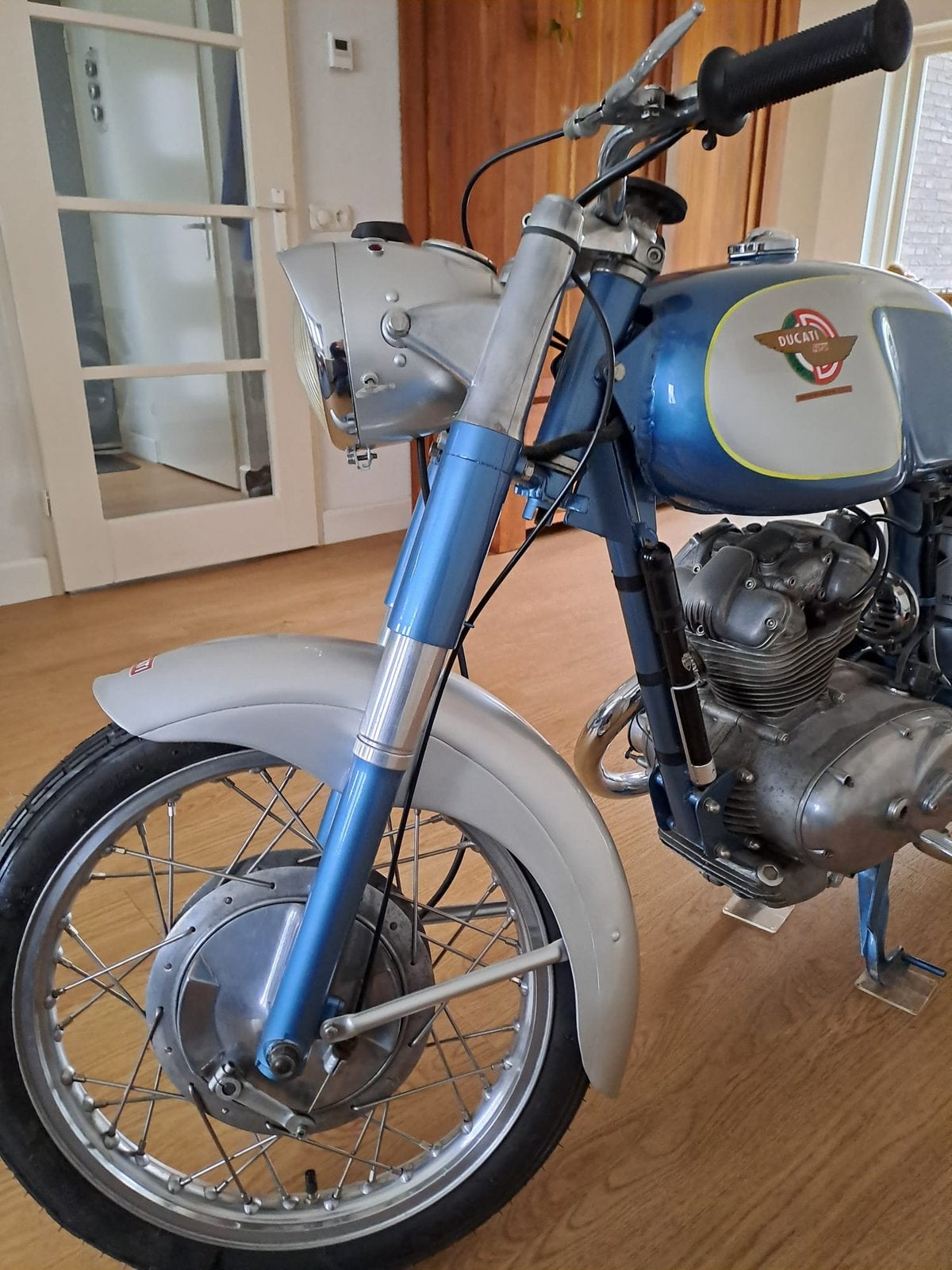 Ducati 125 TS - Oldtimer - Nieuwstaat, Permis Moto A1 minimum, Neuf, 1 cylindre, Manuelle