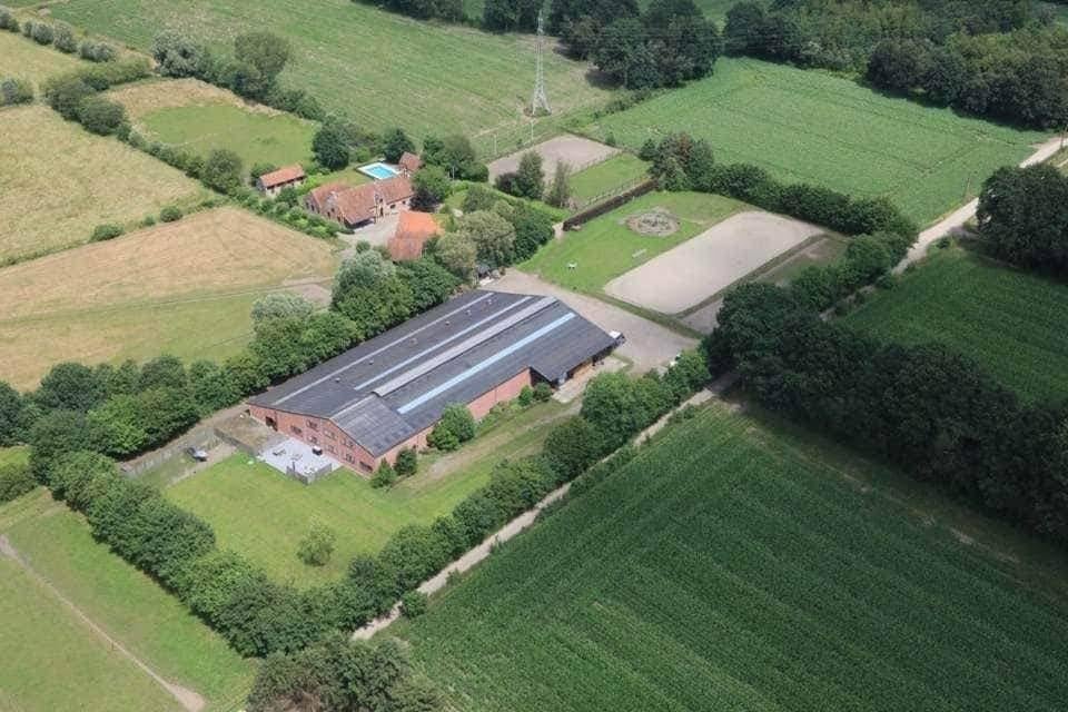 Dressur en trainingstal in Kessel