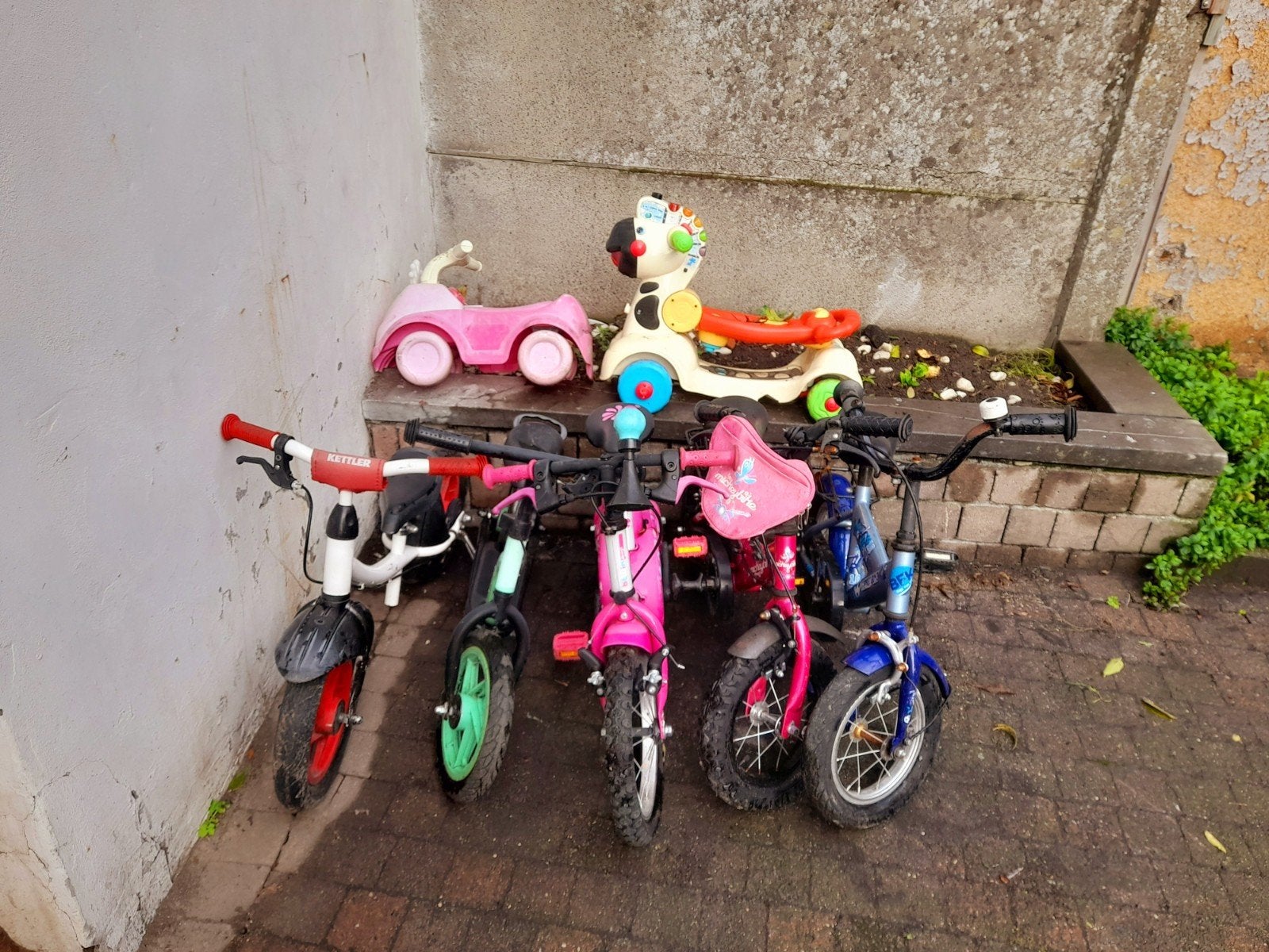 kinderfiets 30eu alles op de fotos, Fietsen en Brommers, Ophalen of Verzenden