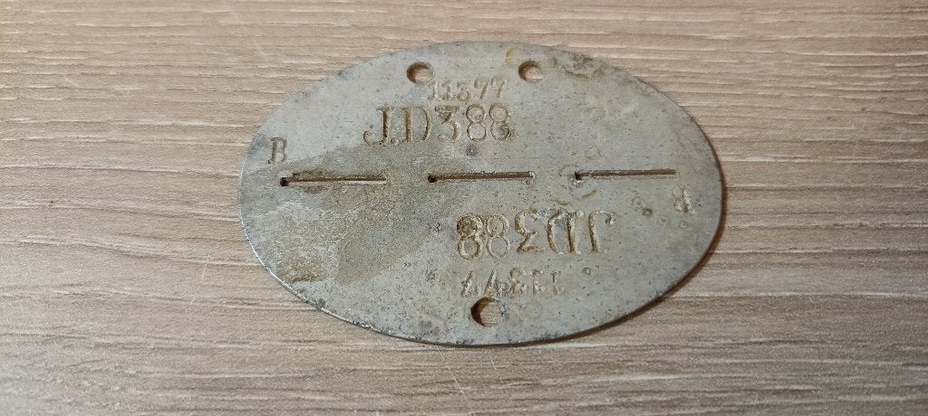 Plaque d'identité Allemande Luft code crypté J.D. 388 ww2, Envoi, Armée de l'air, Autres types