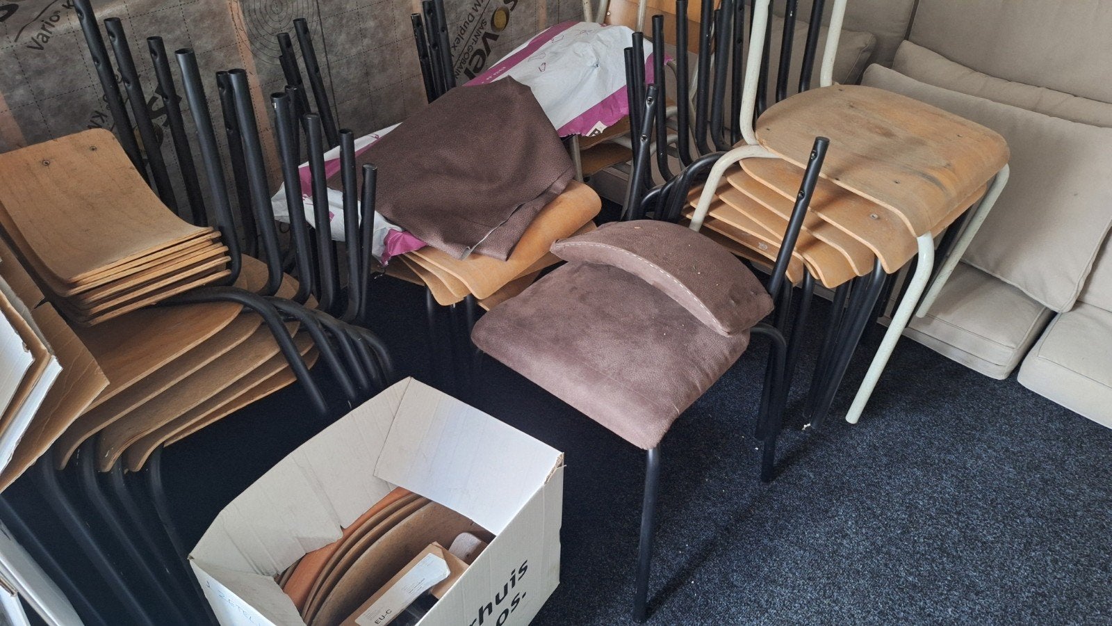 Schoolstoelen-project, Huis en Inrichting, Ophalen