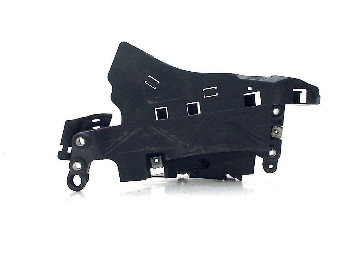 CADRE DE COUVERTURE CADRE DROIT BMW (46631541491), Dhr. S. di Majo, Utilisé, Info@cama-motorparts.nl, P.J. Troelstraweg 8 8
3144 CX  MAASSLUIS, NL