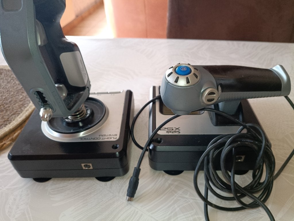 manette saitek, Computers en Software, Ophalen, Zo goed als nieuw