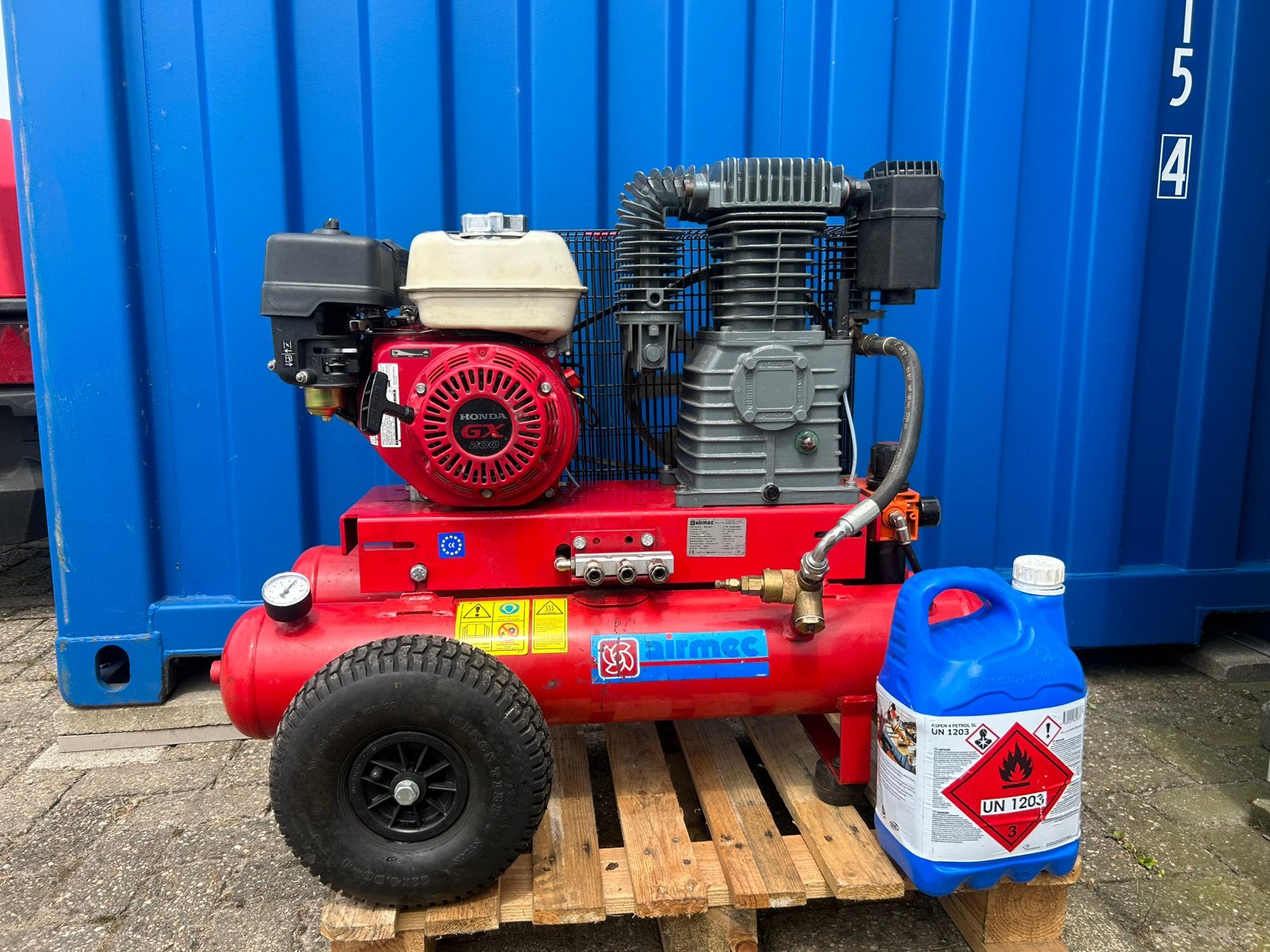 Benzine compressor HONDA  mobiele 680L/min, Ophalen of Verzenden, Zo goed als nieuw