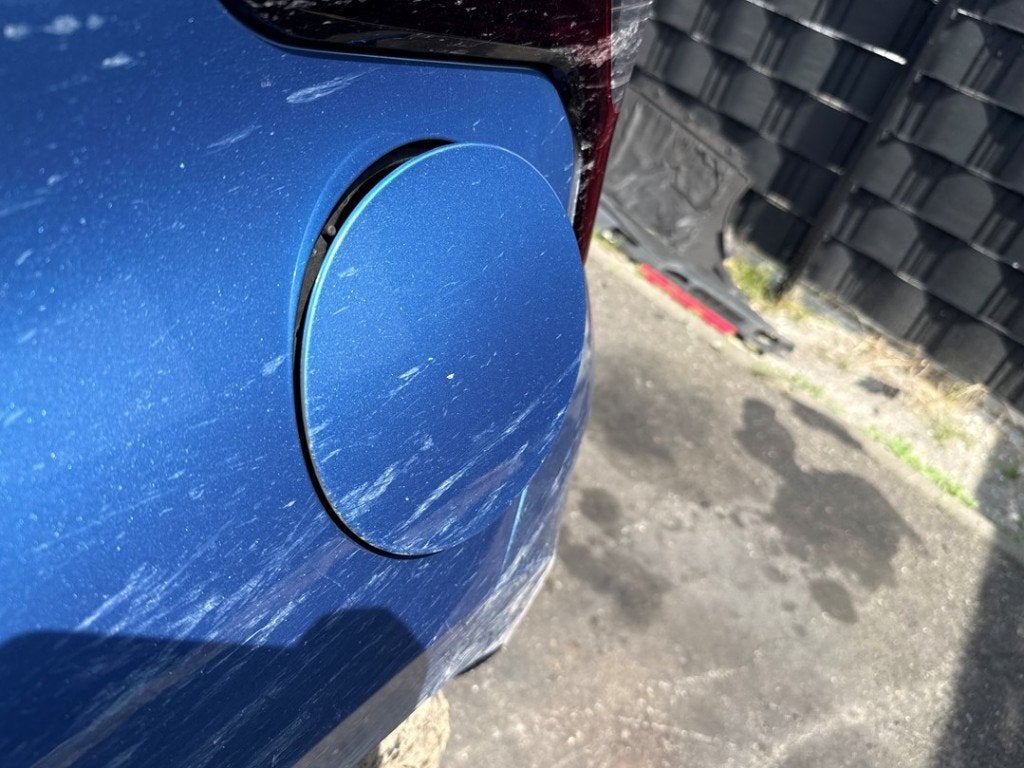 TRAPPE D'ESSENCE Nissan Micra (K14) (01-2016/06-2025), Germany@nissan-services.eu, Kronenweg 38
50389  Wesseling, DE, Utilisé