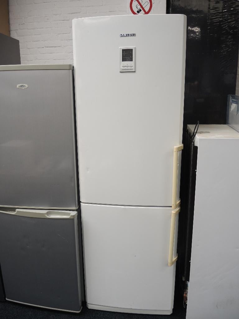 Samsung koelkast 3s, Ophalen, Samsung, Gebruikt, 200 liter of meer