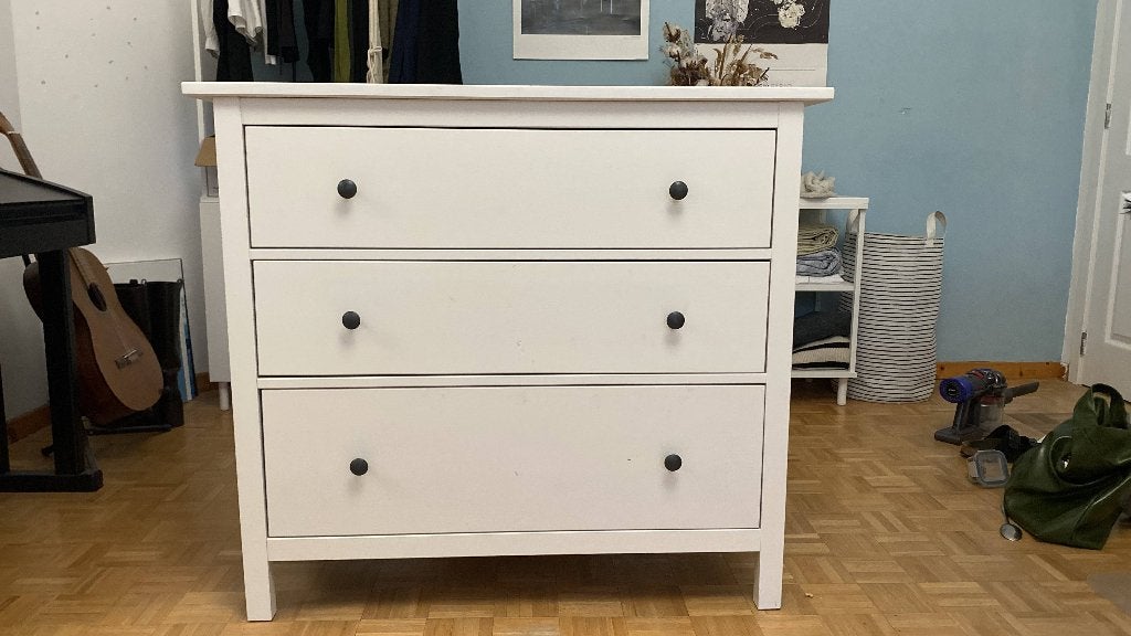 Commode 3 tiroirs IKEA HEMNES - blanche - bon état, 3 ou 4 tiroirs, 25 à 50 cm, Landelijke scandinavische stijl, Moins de 100 cm