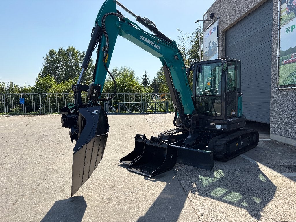 Sunward SWE60UF + Vertilt V-07 / Graafmachine + Tiltrotator, Havenlaan 1, 3980 Tessenderlo-Ham, Belgium, Sunward, Arne@verstraeten.biz
