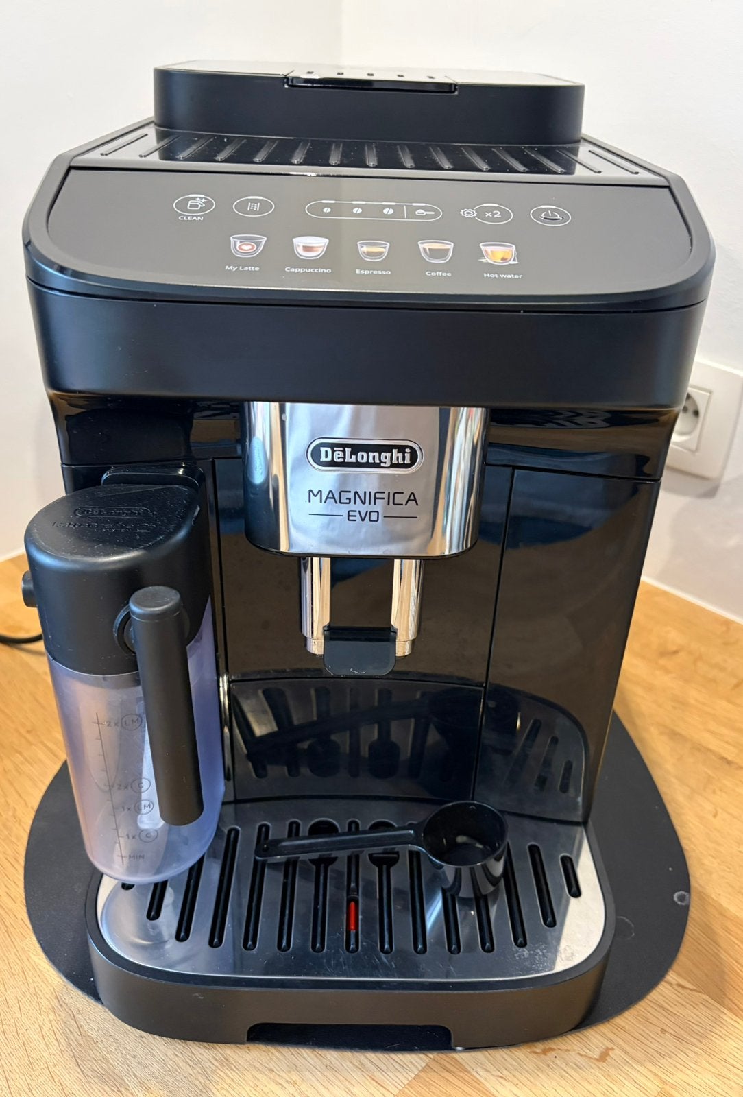 Delonghi magnifica evo, Electroménager, Enlèvement, Comme neuf