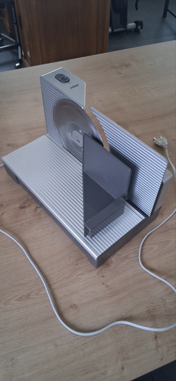Broodsnijmachine, Elektronische apparatuur, Broodbakmachines, Ophalen