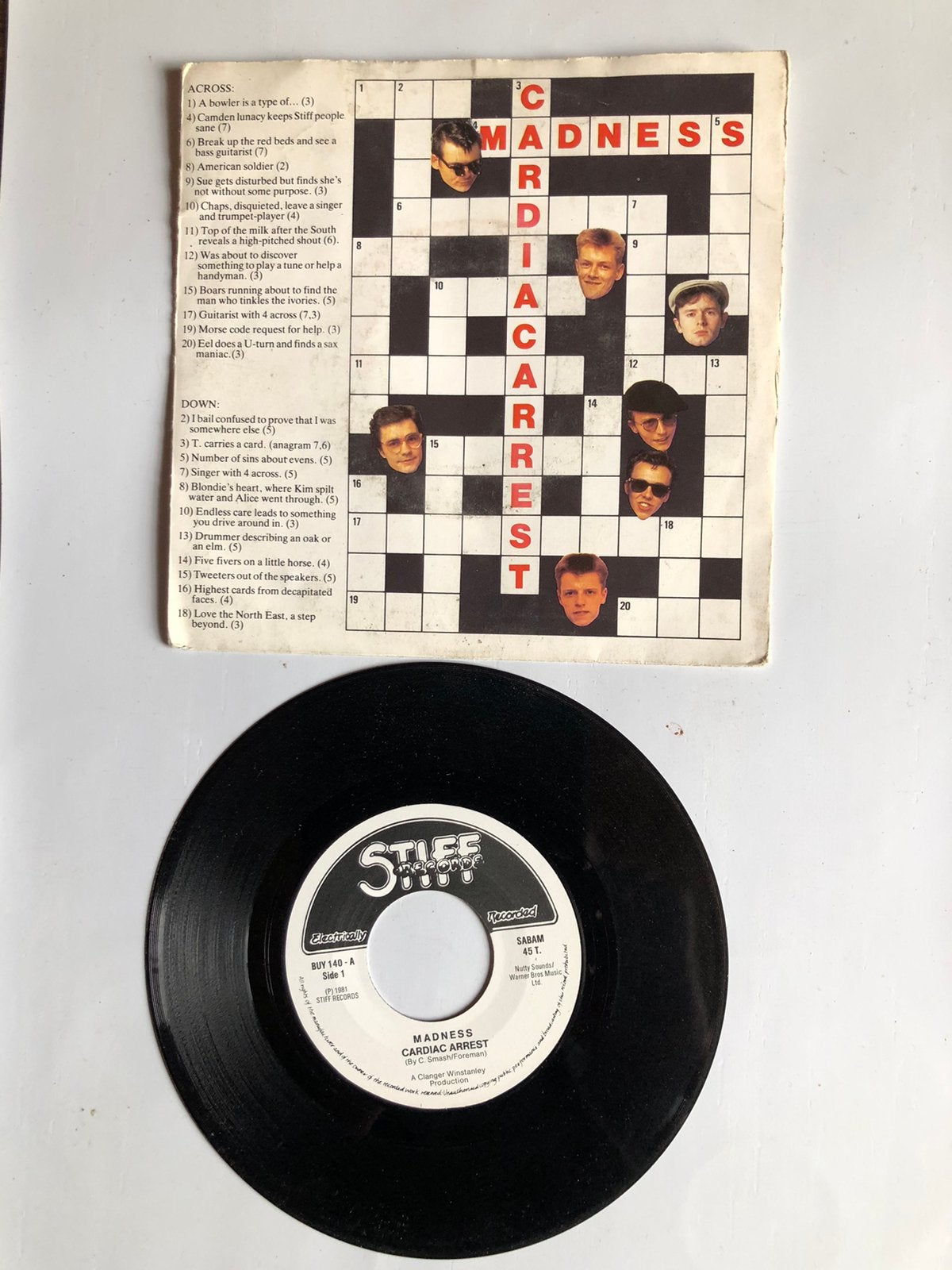 Madness: arrêt cardiaque/en ville (ska ; 1981), CD & DVD, Vinyles Singles, Envoi, Comme neuf