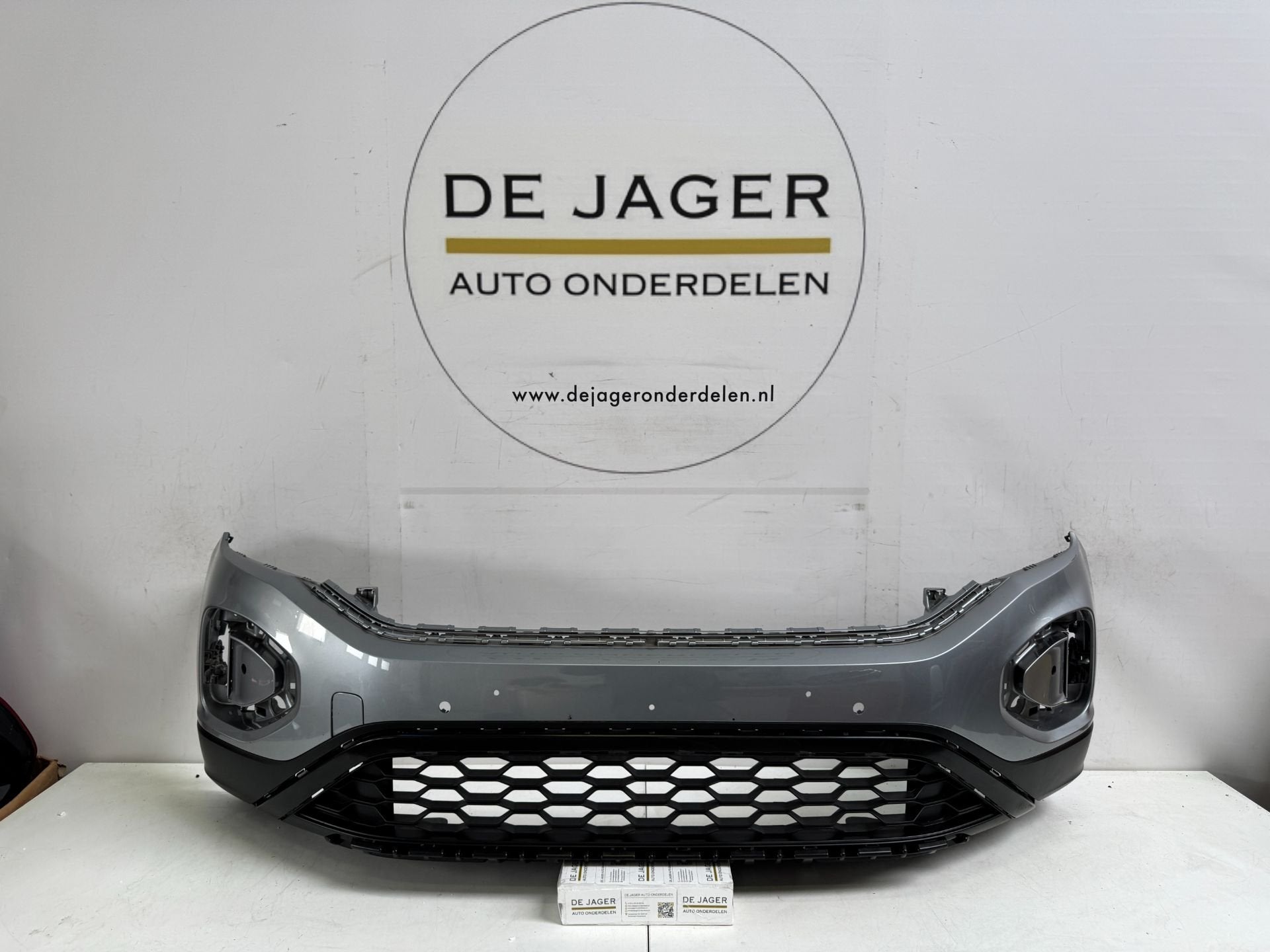 VW 2GA T-ROC T ROC FACELIFT VOORBUMPER BUMPER 2022-, Auto-onderdelen, Gebruikt, Volkswagen AG, Vw@volkswagen.de, Bumper