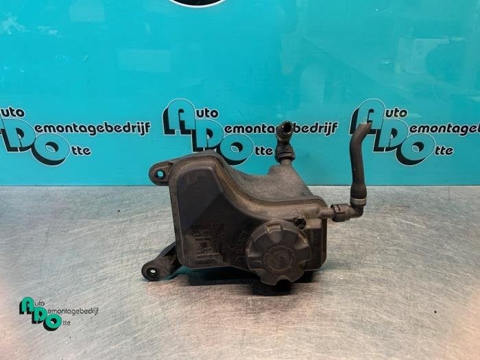 Expansievat van een BMW 1-Serie (1-Serie 03-), Gebruikt, -, -, Ophalen of Verzenden