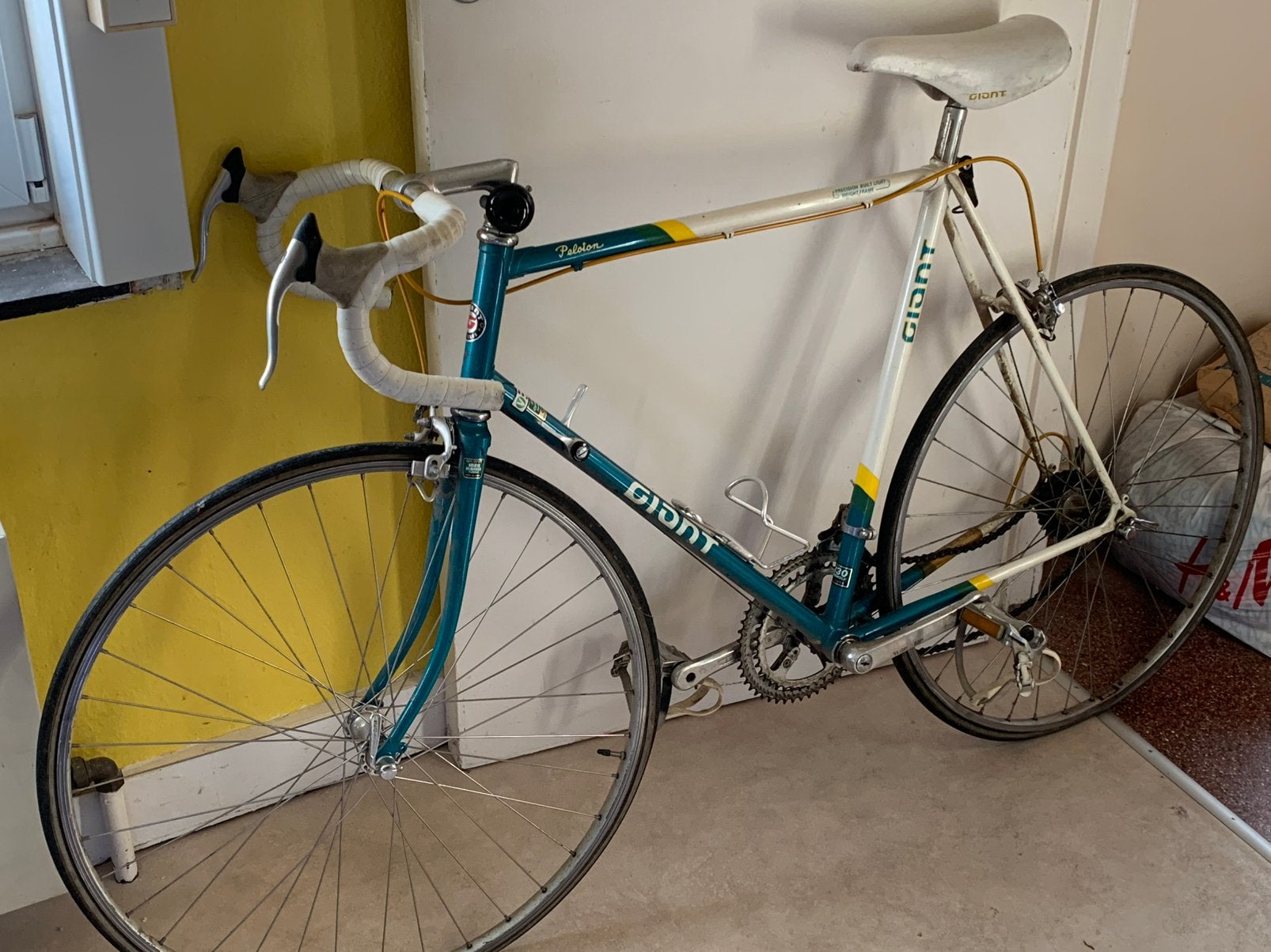 Velo GIANT peloton taille L- vintage, Vélos & Vélomoteurs, Vélos | Ancêtres & Oldtimers, Enlèvement