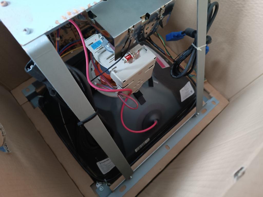 Monitor arcade 19" splinternieuw, Euro, Ophalen