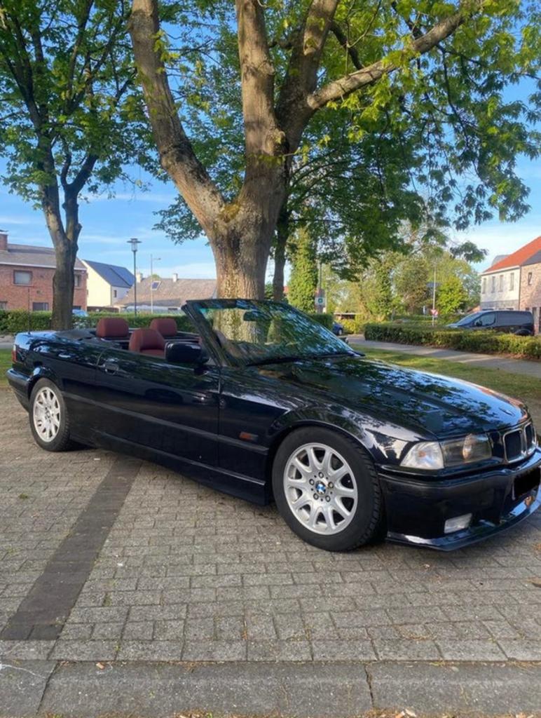 Bmw 325 e36 OLDTIMER-AIRCO-MANUEEL, Auto's, Particulier, 3 Reeks, Te koop, Benzine