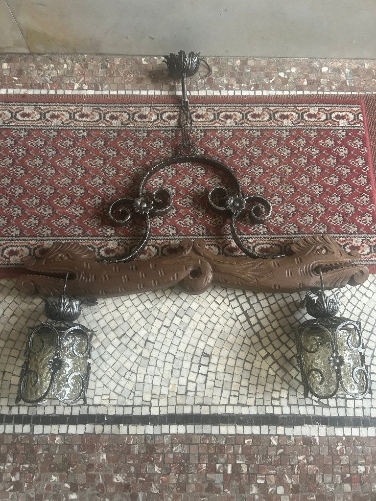 Sierlijke smeedijzeren Chinese luster met drakenhoofden, Ophalen