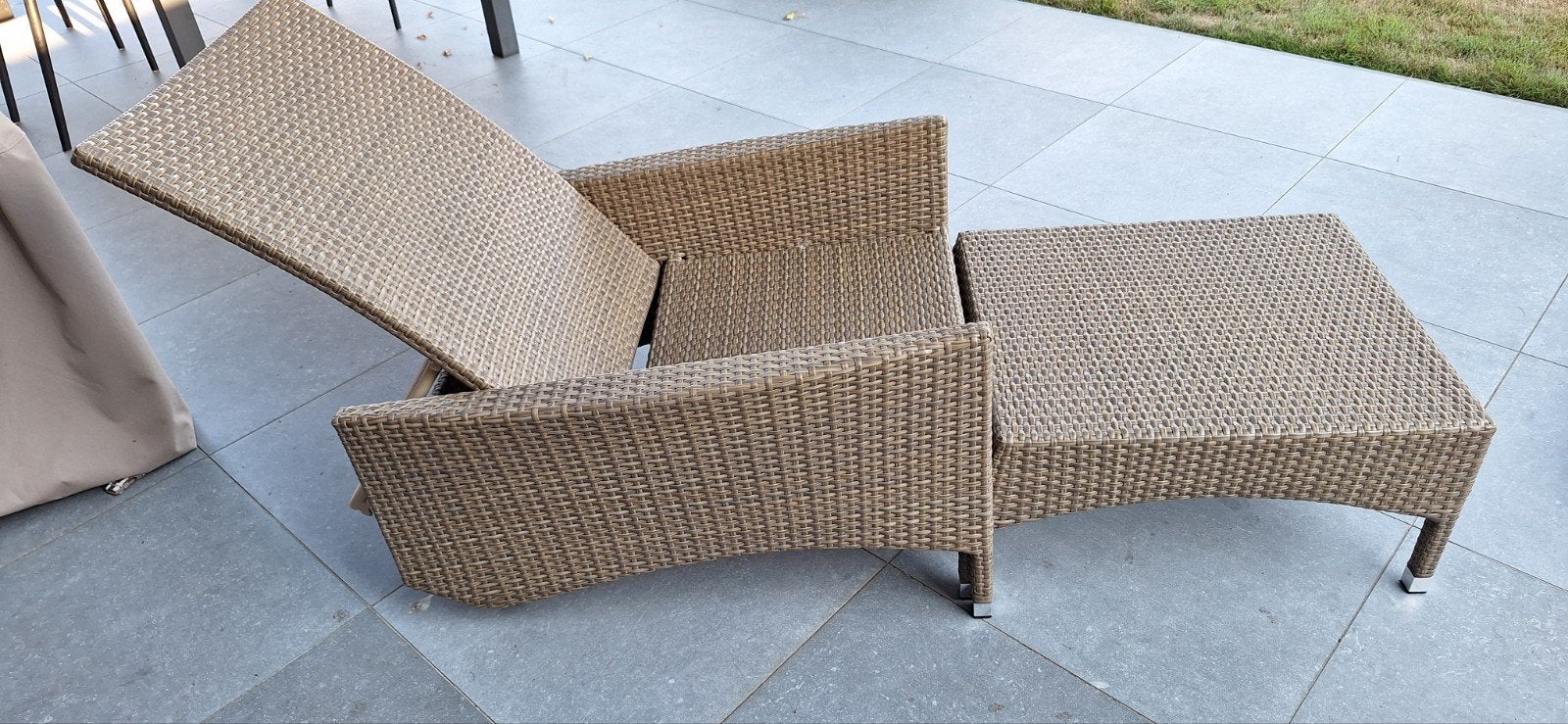 ligstoel ligzetel perfecte staat BRISTOL, Tuin en Terras, Tuinsets en Loungesets, Ophalen, Zo goed als nieuw, Rotan