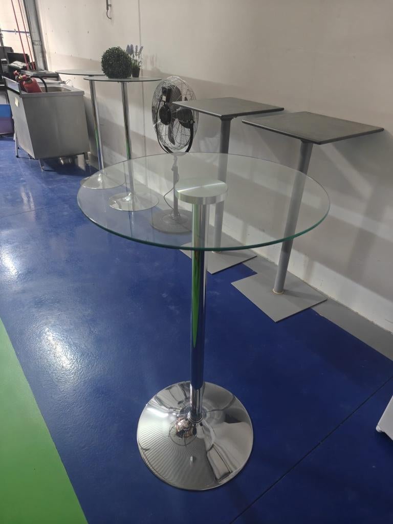 mange debout, Enlèvement, Comme neuf