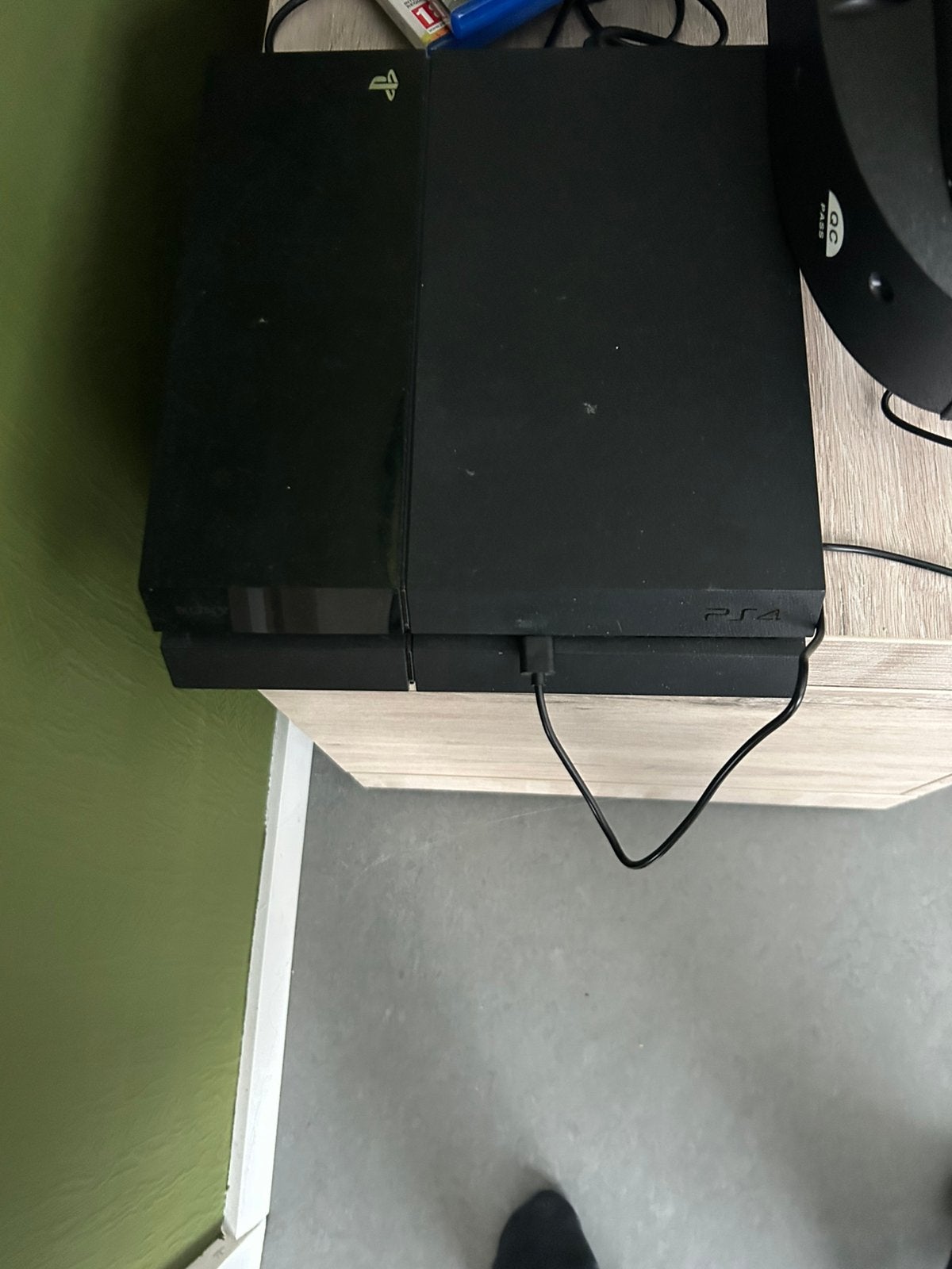Ps4 met controller, Games en Spelcomputers, Ophalen, Zo goed als nieuw, Controller