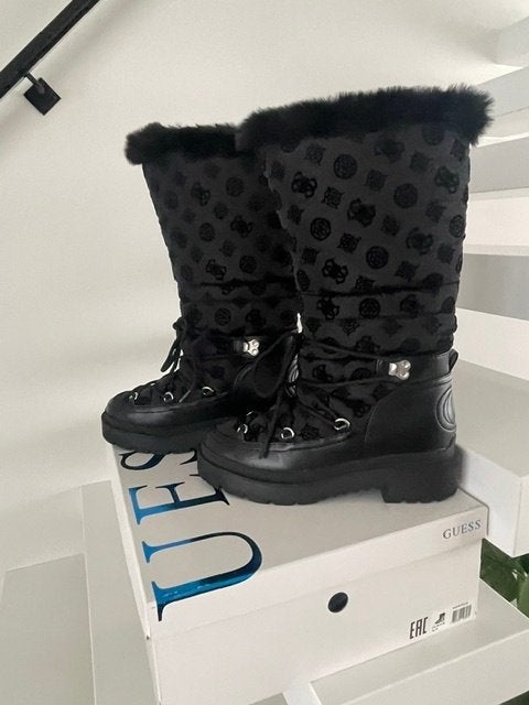 Bottes de neige Guess pour femme, Guess, Comme neuf, Bottes de neige, Noir