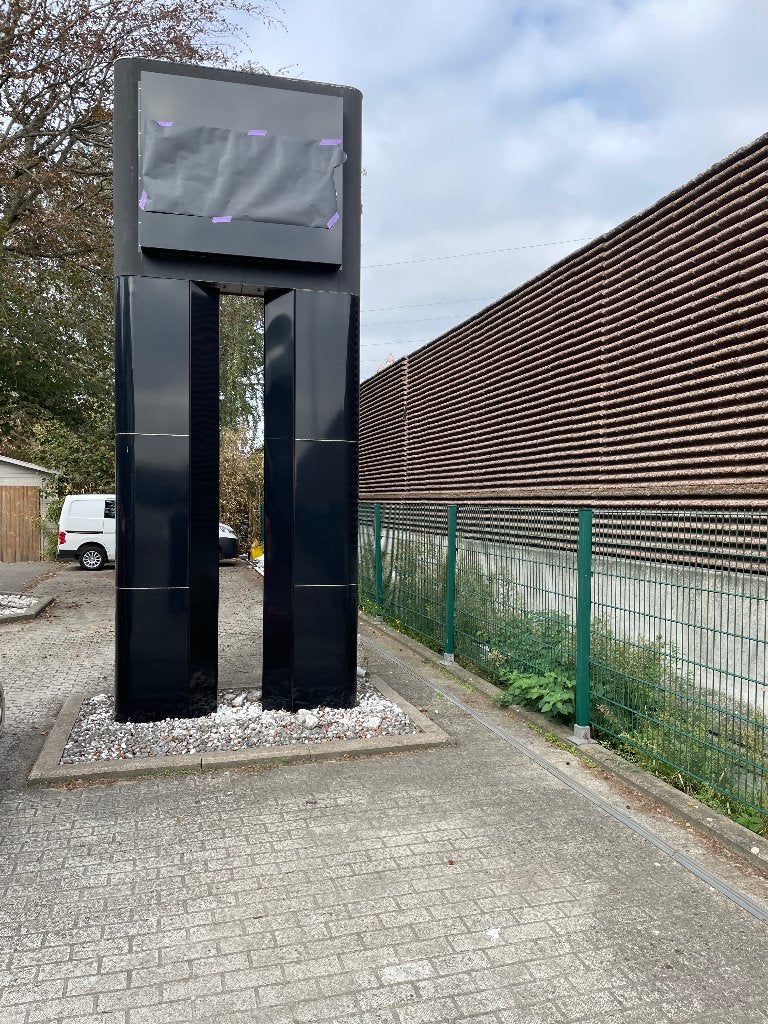 Reclamepaneel totem, Ophalen, Gebruikt, Lichtbak of (neon) lamp