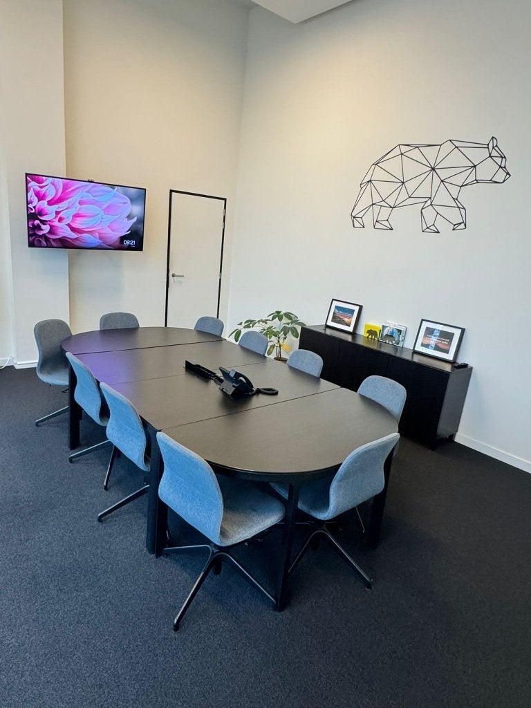 Meetingtafel + stoelen 10 tot 12 personen, Huis en Inrichting, Ophalen, 150 tot 200 cm, 200 cm of meer, Zo goed als nieuw