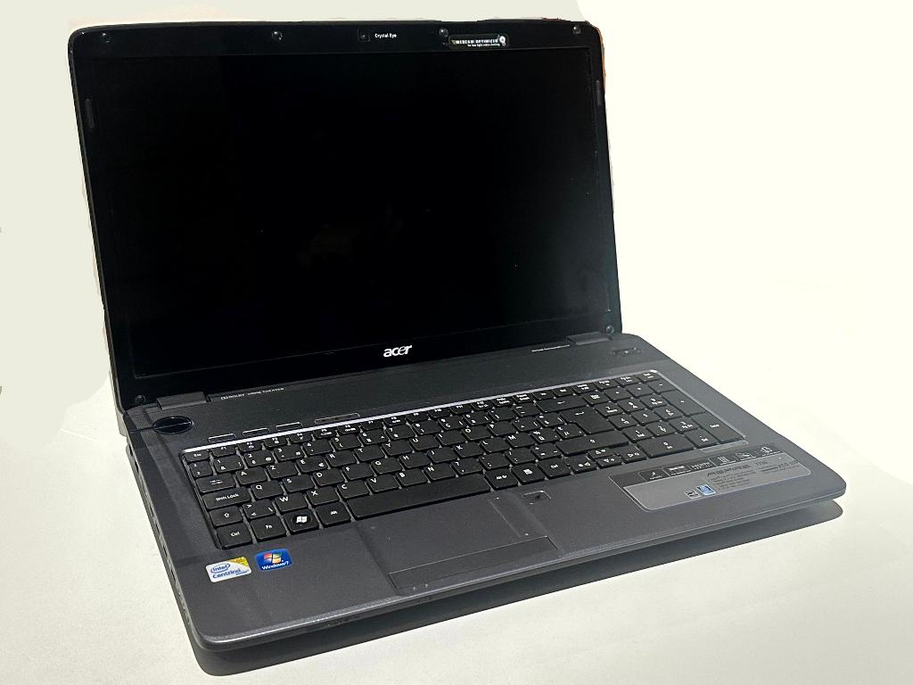 Acer Aspire, Informatique & Logiciels, Ordinateurs portables Windows, Utilisé, 17 pouces ou plus, SSD, 2 à 3 Ghz, 4 GB, Azerty