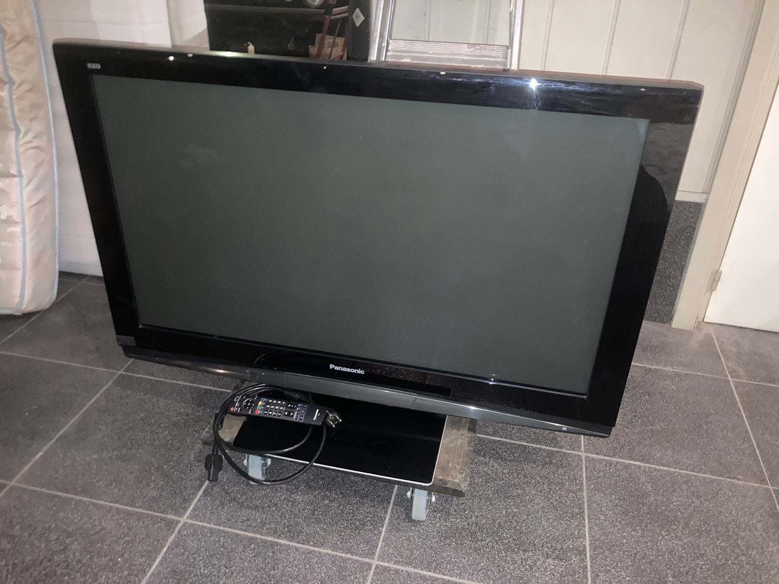 Panasonic Viera 46 inch plasma tv, Audio, Tv en Foto, Ophalen, Zo goed als nieuw, Panasonic