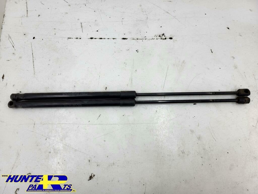 Gasveer achterklep set  Volvo V40 ('12-'19) 31395607, Gebruikt, Ophalen of Verzenden, Volvo, Volvo