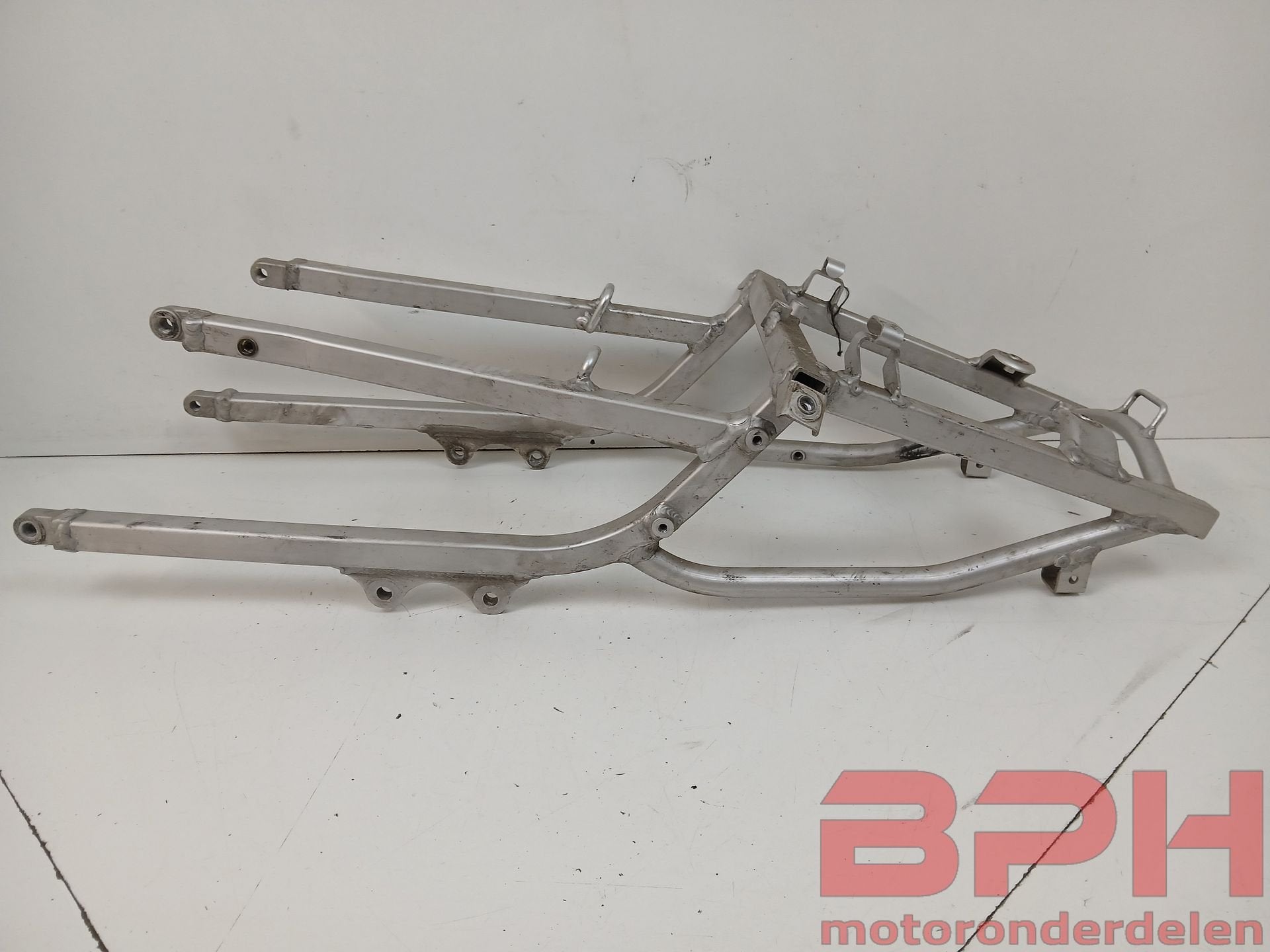 Subframe Suzuki GSX-R 600 750 1000 K1 K2 K3 2001 t/m 2003 GS, Enlèvement ou Envoi, -, -, -
