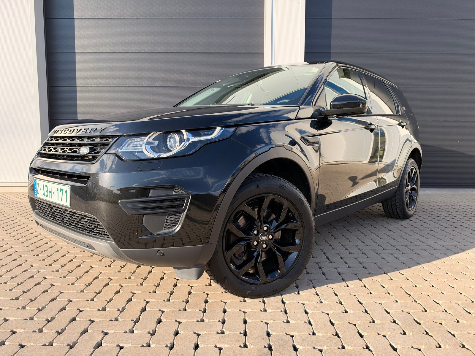 Land Rover Discovery Sport, Autos, Achat, Entreprise, 149 g/km, Noir