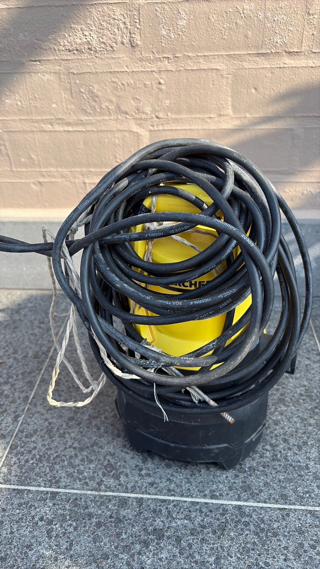 Dompelpomp, Elektronische apparatuur, Overige elektronische apparatuur, Ophalen, Gebruikt