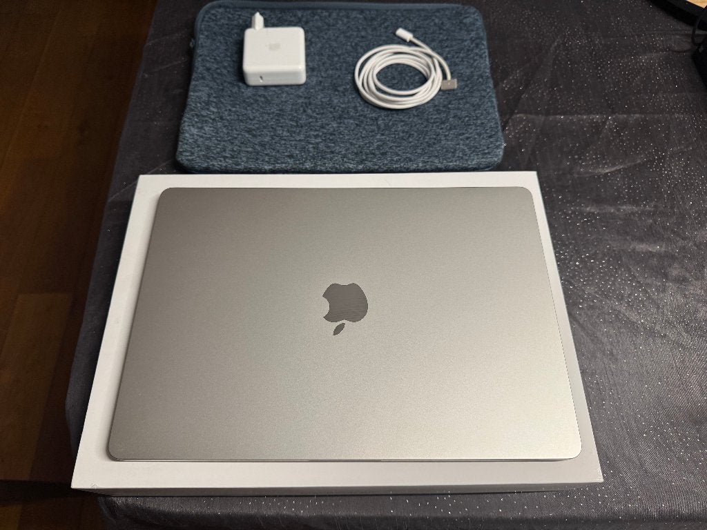 Apple MacBook Air 15" 2024 - M3 16GB - 256GB, Informatique & Logiciels, 256 GB, Enlèvement ou Envoi, Comme neuf, Azerty