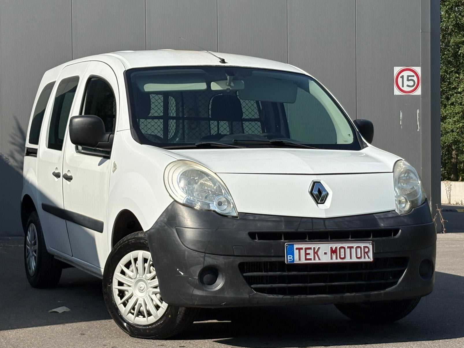 RENAULT KANGOO 1.5 DIESEL LICHTEVRACHT, GEKEURD, PROPER!!, Autos, Achat, Entreprise, Garantie prolongée, Boîte manuelle