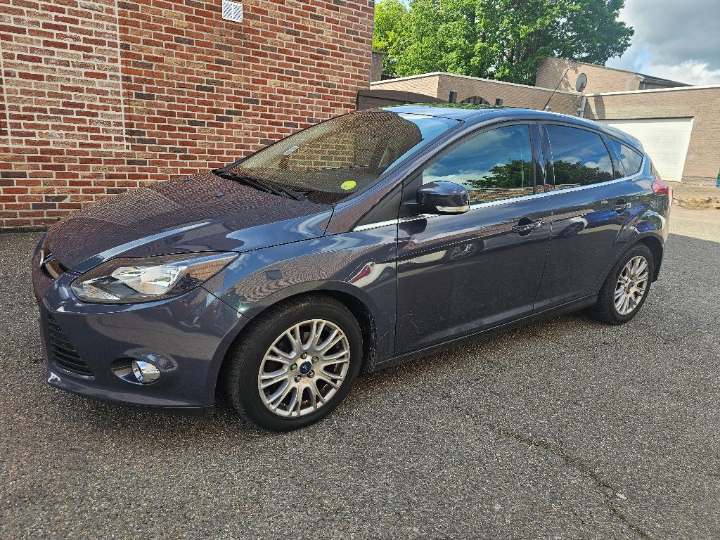 Ford Focus 1.6 tdci115pk Titanium(Bouw2013/273.000km), 4 cilinders, Bedrijf, 5 deurs, 1560 cc
